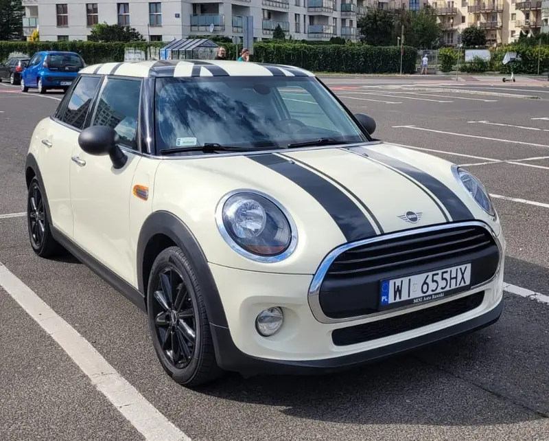 MINI One (2018)